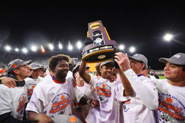 才因其在球 才因其在球