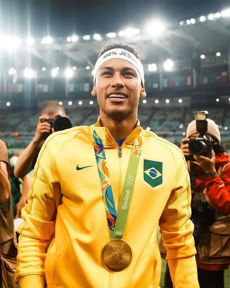 甘伯杯作为 甘伯杯作为